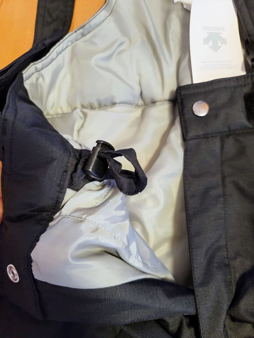 美品！！Move Sport スキーウェア上下セット 130cm子ども用 赤黒