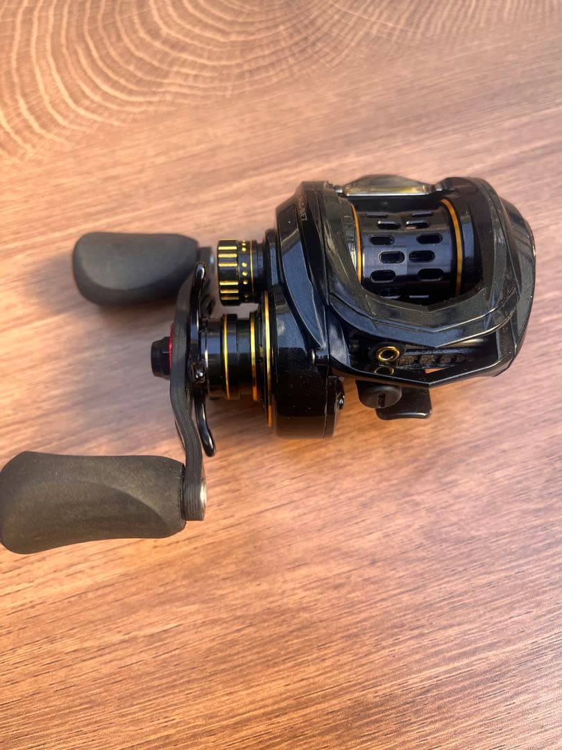 アブガルシア レボ ALC-BF7 右ハンドル ベイトフィネス