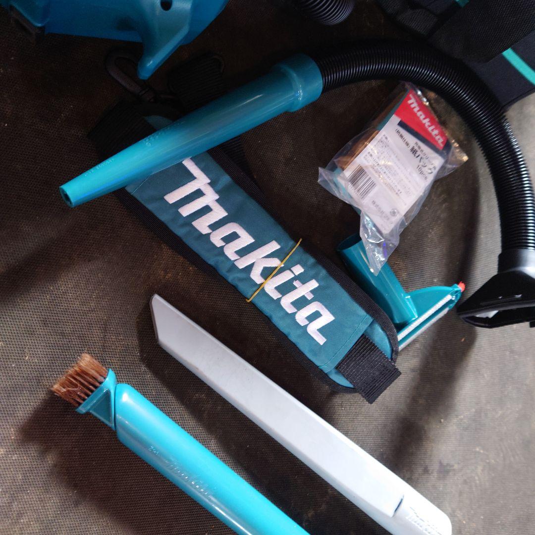 マキタ掃除機18V