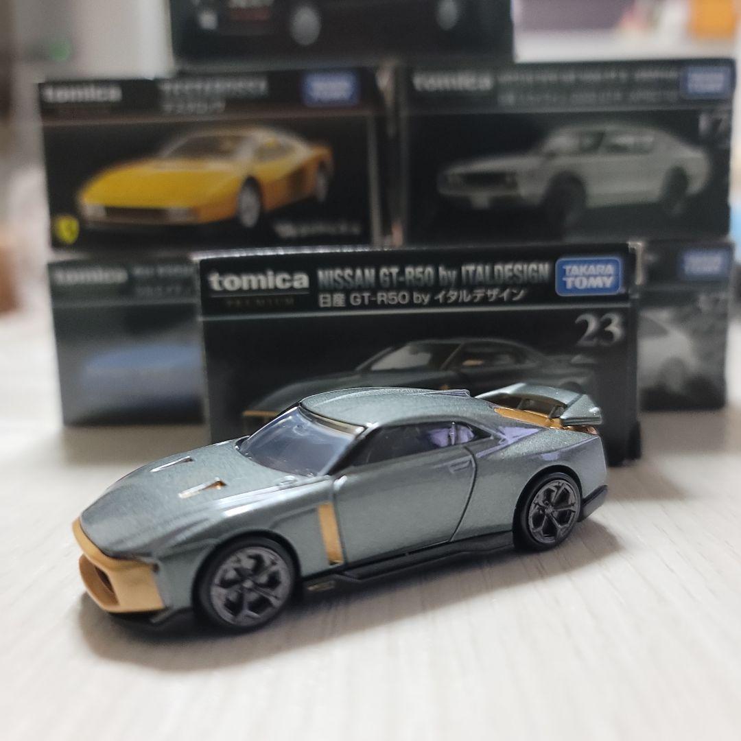 絶版タカラトミーモール限定フェラーリテスタロッサ等含むトミカプレミアム6台セット