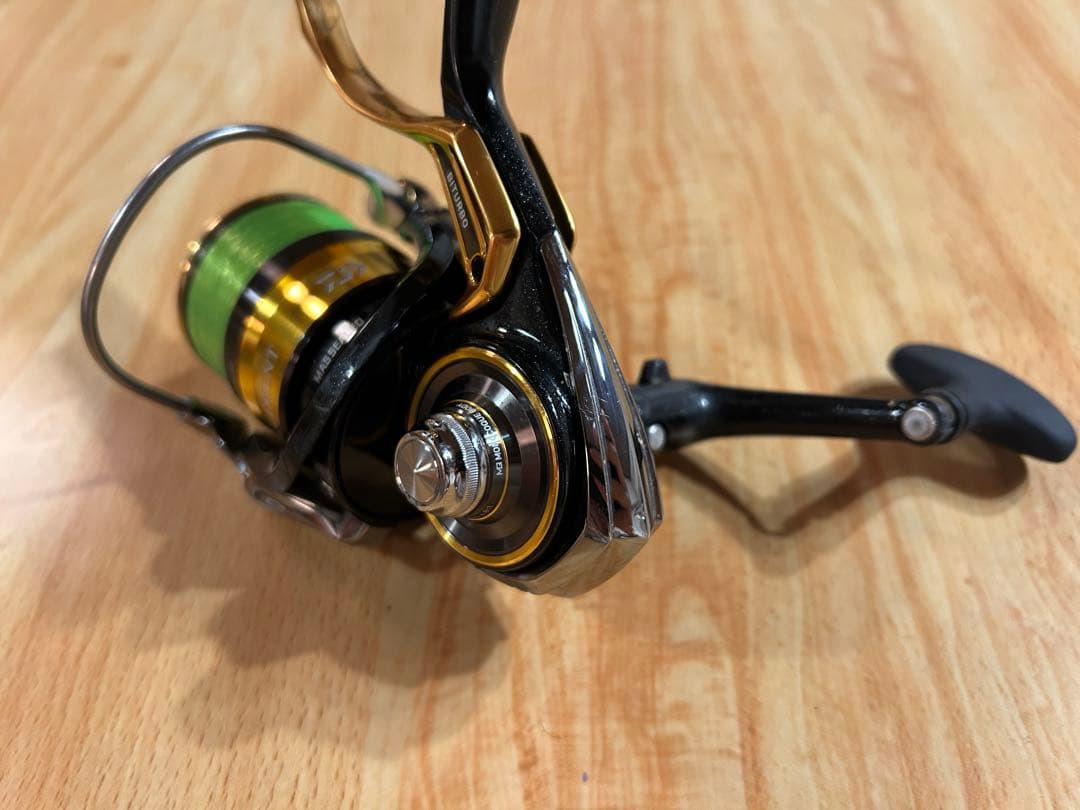 ダイワ 22トーナメントiso 2500XH-LBD