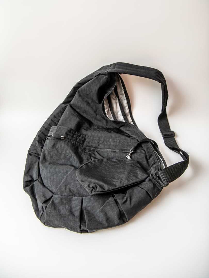 多ポケット 軽量 ボディバッグ／ワンショルダー 黒