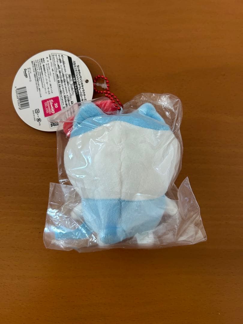 ちいかわ×サンリオキャラクターズぷちミニマスコット（ハチワレ　ハローキティ)