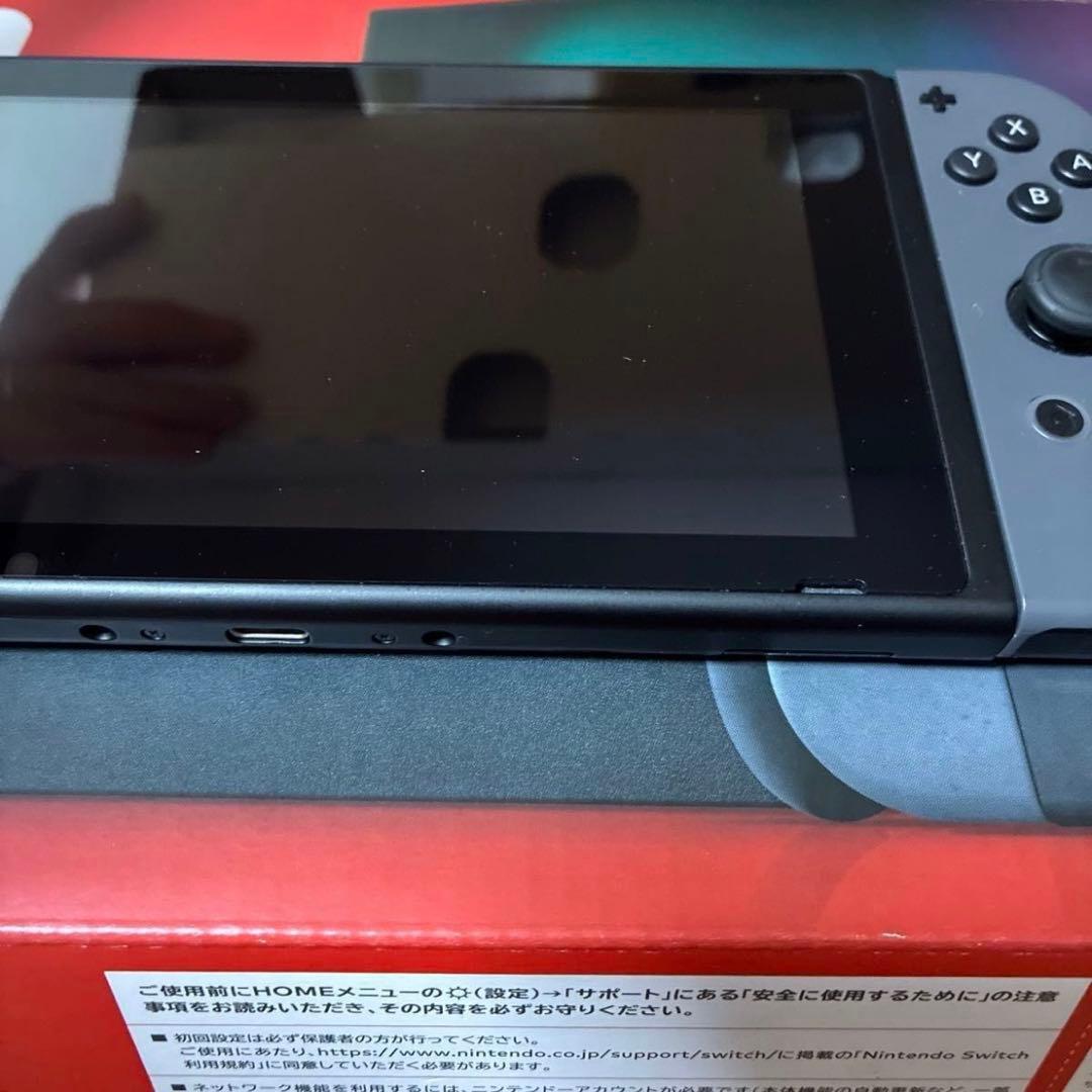 Nintendo Switch 本体 グレー 【付属品全て揃っています】