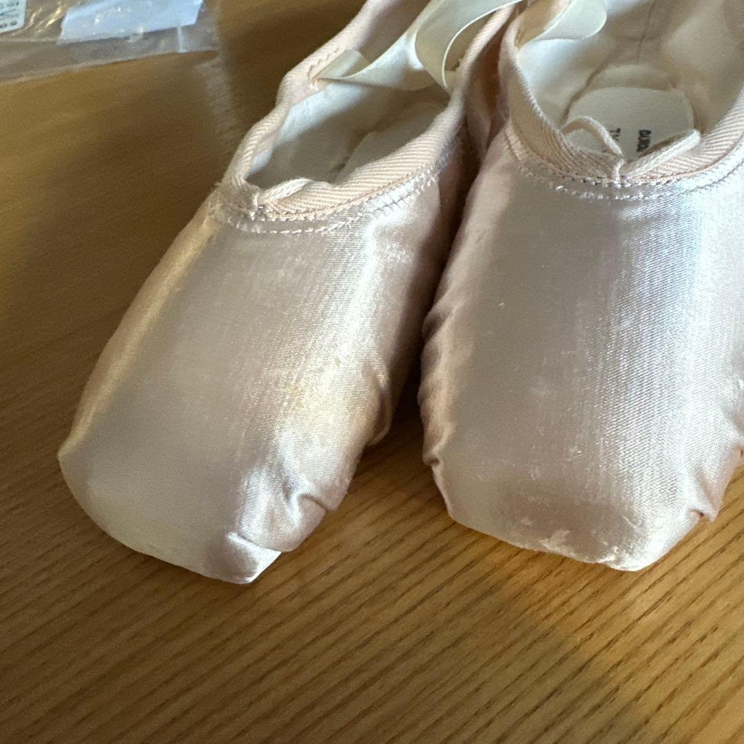 Sogei  U CUT トゥシューズ