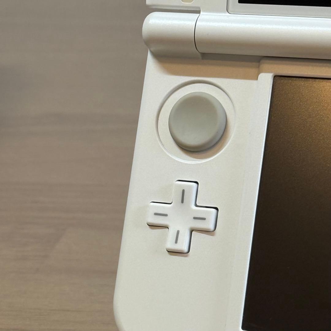 6-212 Newニンテンドー3DS LL パールホワイト
