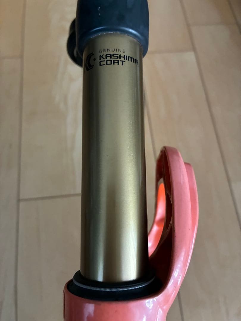 FOX 32 フロントフォーク カシマコート