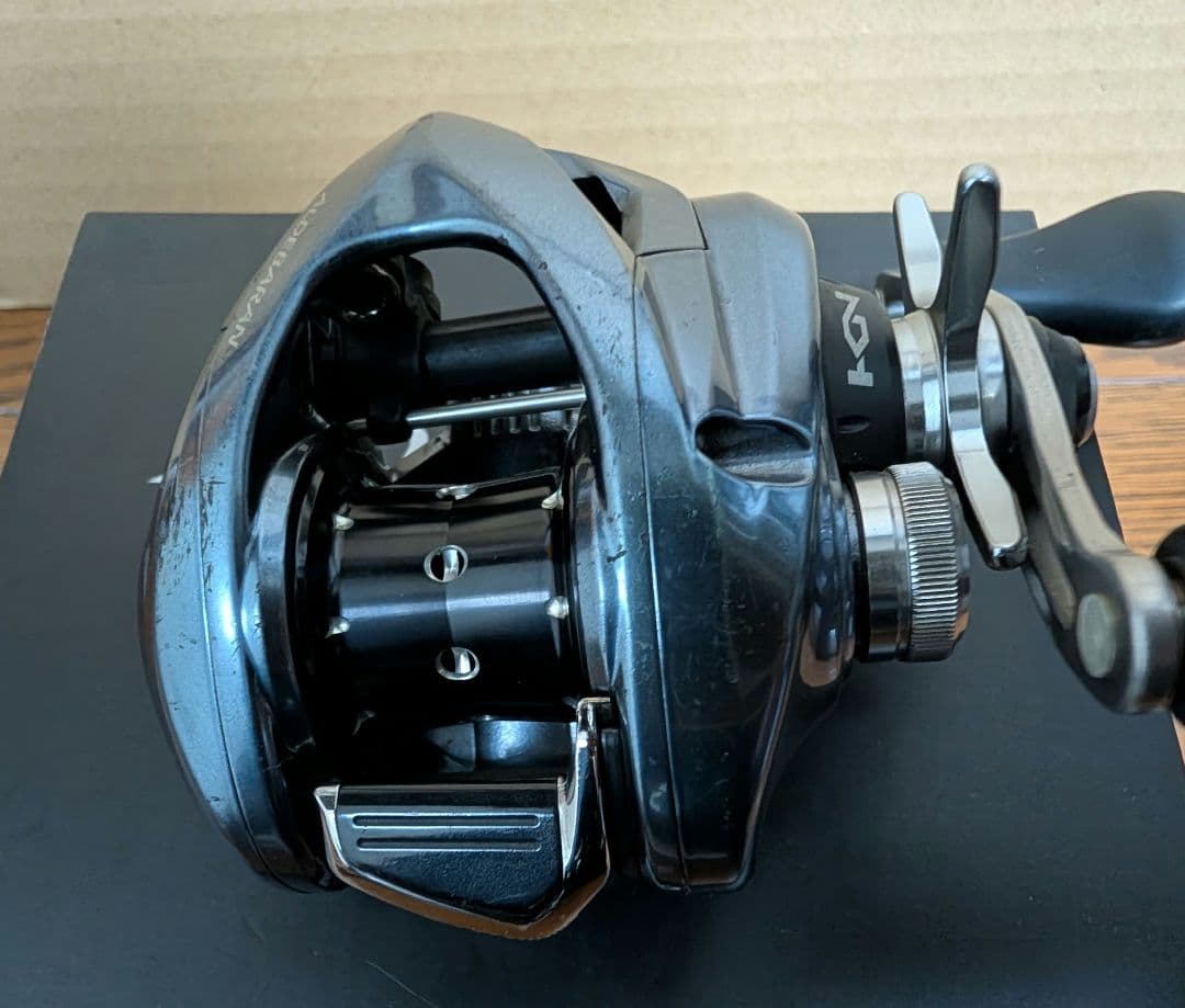 シマノ 18アルデバランMGL 30HG7:4 右巻