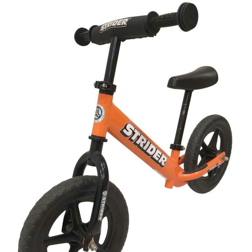 ストライダー　12インチ　バランスバイク　STRIDER　 オレンジ　日本正規品