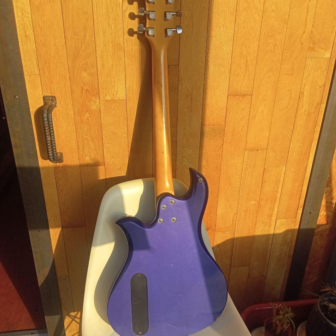 BCrich イーグル580ギター パープル