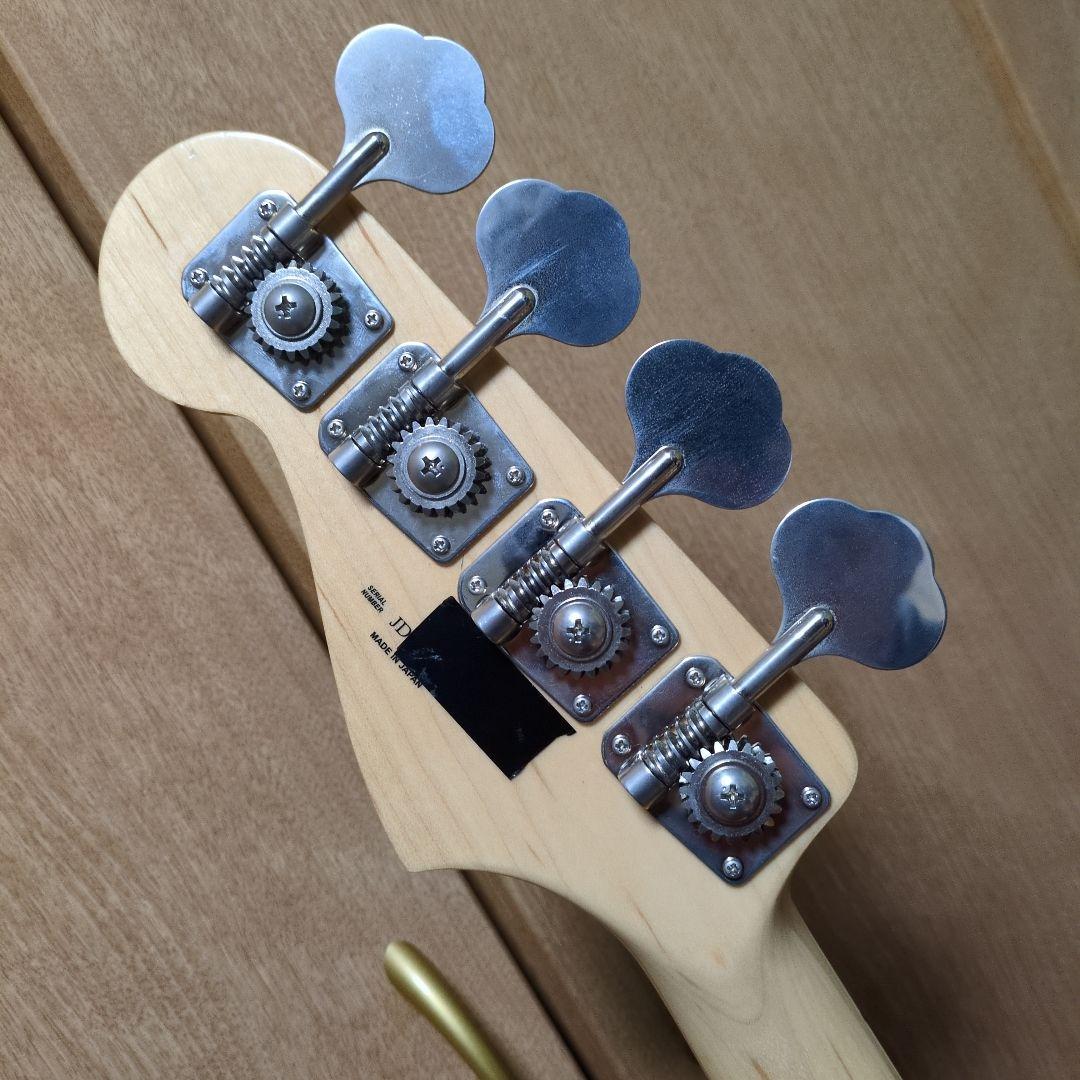 ベース Fender MIJ Traditional 70s Jazz Bass