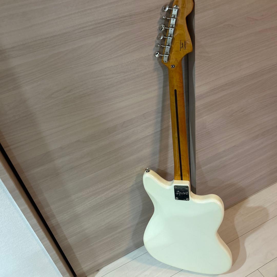 Squier by FenderジャズマスターLefty
