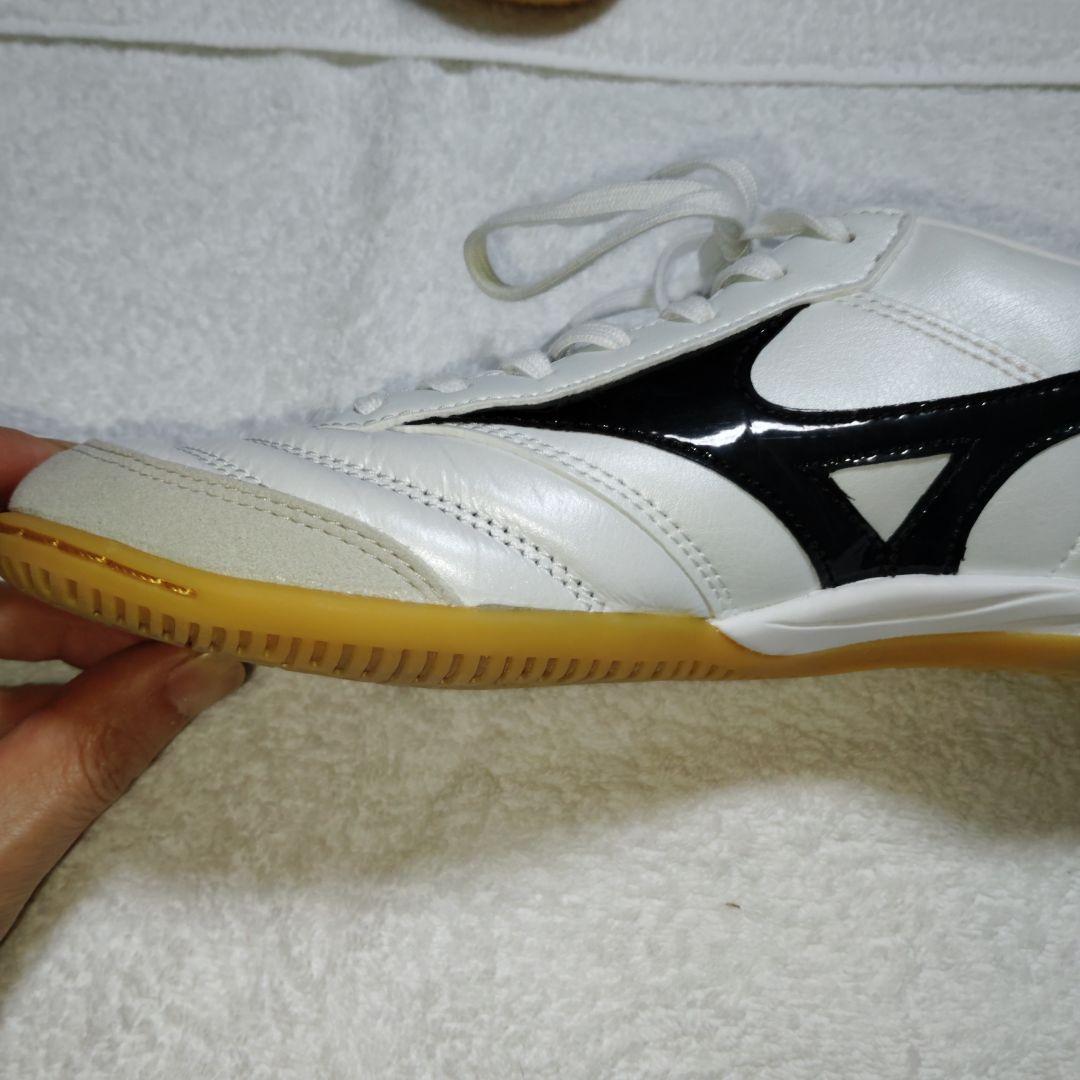 ミズノ　フットサルシューズ 　モレリア 　インドア　サイズ24.5