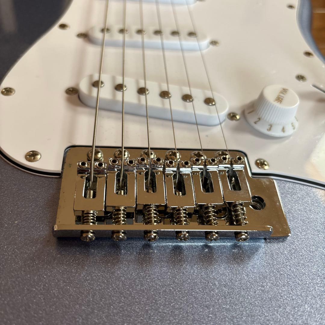 バスカーズエレキギター 青紫、付属品付き