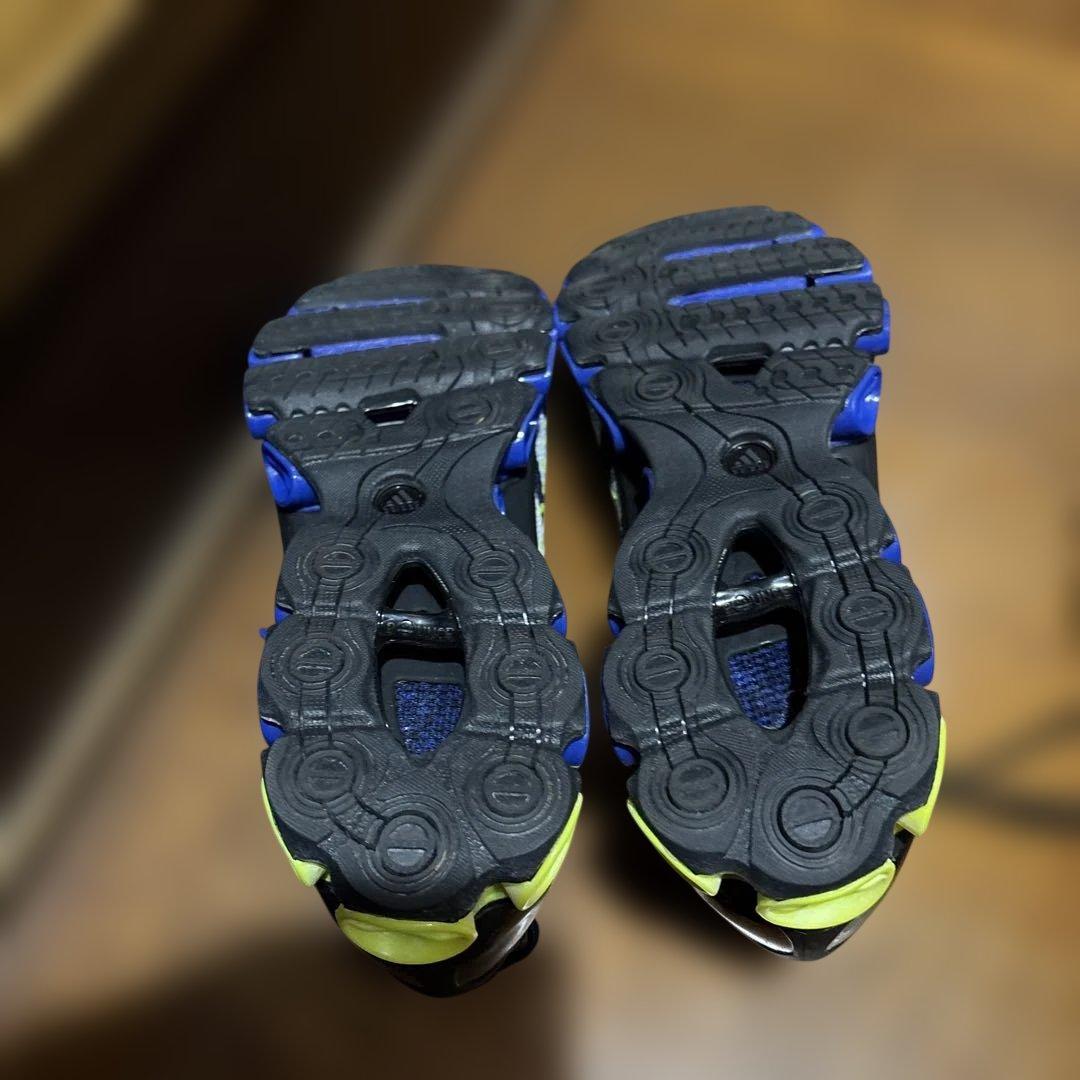 adidas プレミアム サッカーシューズ