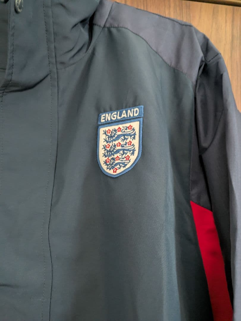 希少 アンブロ UMBRO イングランド代表 ナイロンジャケット Lサイズ