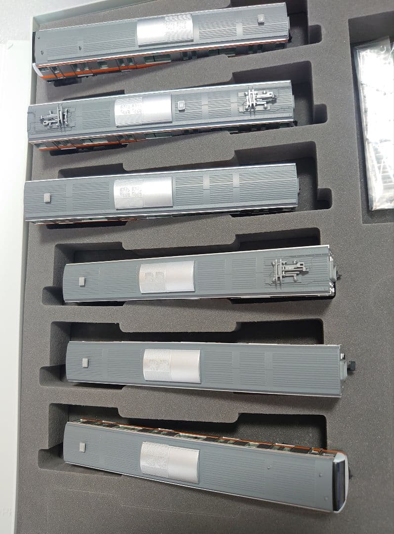 JR E233 0系 中央線 T編成 TOMIX 美品 貴重なトミー製品