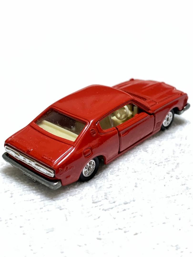 トミカ ブルーバードＵ2000GT-X【黒箱・日本製】