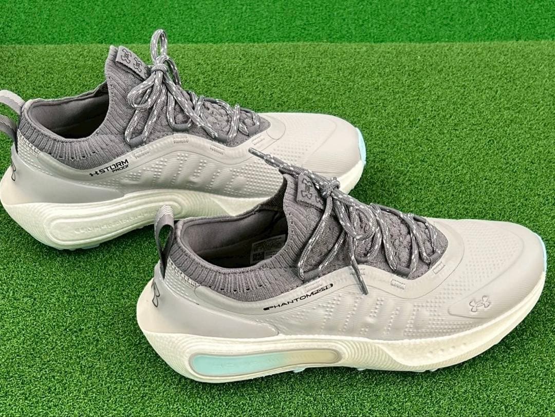 超美品　アンダーアーマー　Under Armour ゴルフシューズ