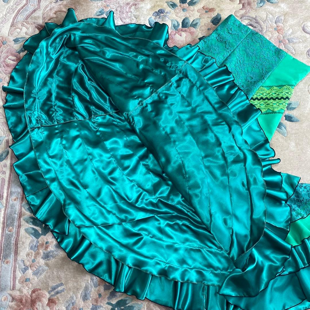 フラメンコ衣装　ハンドメイド　グリーンのファルダ