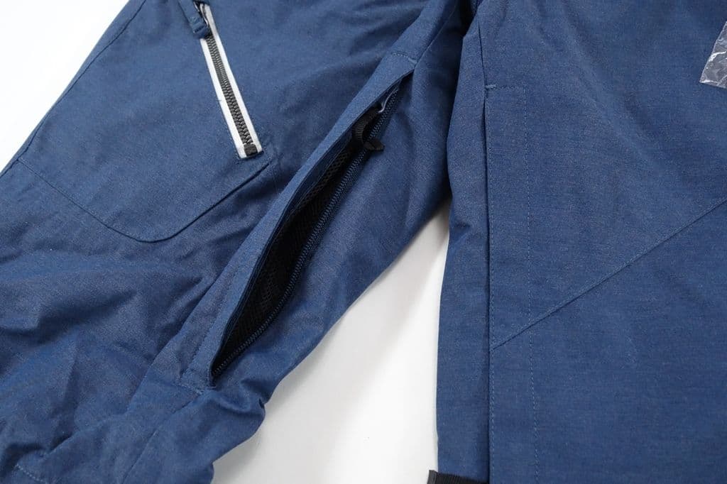 新品未使用 定価24,200円　ICEPEAK　アイスピーク 34 スノボウエア