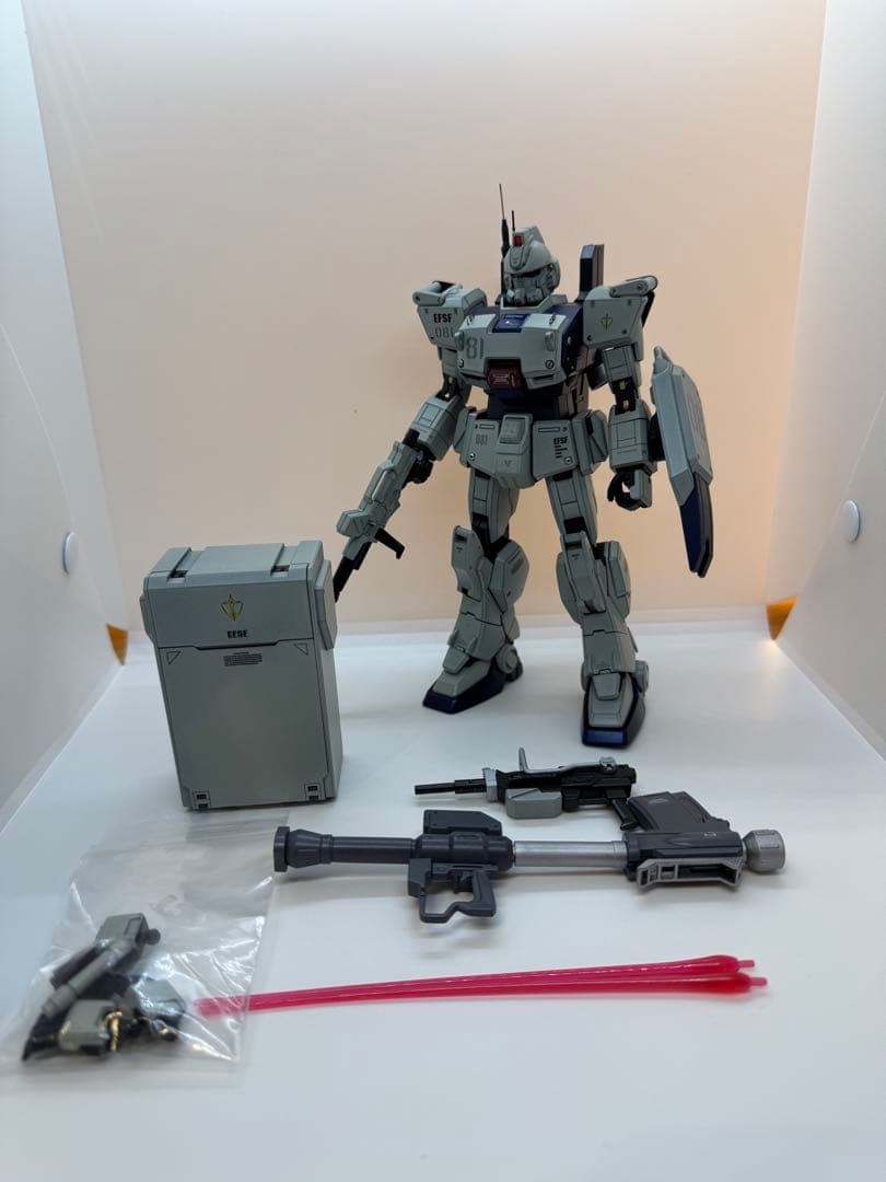 MG 1/100 ガンダムEz-8 全塗装完成品