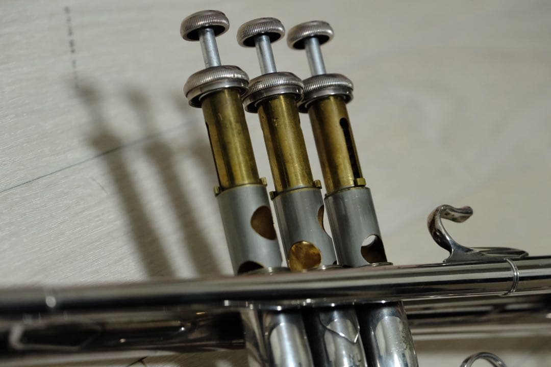 Bach 37SP トランペット Early Elkhart